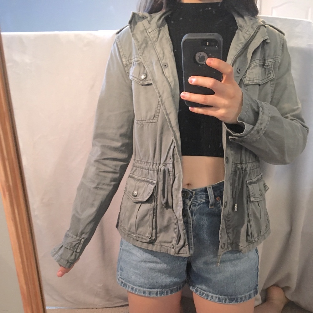 Aritzia Gray Jacket